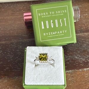 Ryze 925 August Birthstone Ring with Green Gemstone